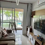 Excelente Apartamento A 5 Minutos Da Praia E Shopping